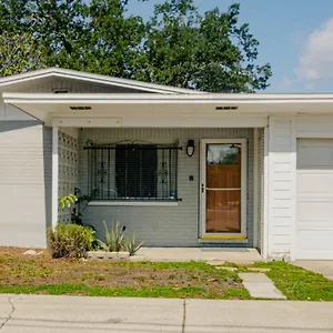  Holiday home Cozy 3bdr In The Heart Of United States
