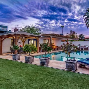  Holiday home Relaxing Old Town Desert Oasis Awaits United States